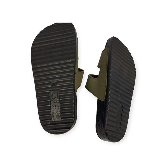 Ceyo Green Double Strap Orthopedic Sandal | 5.5 - Picture 4 of 7